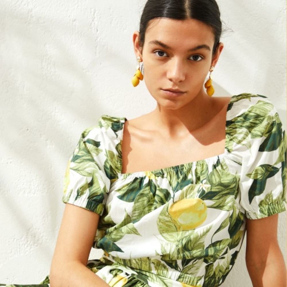 H&M Lemon print Floral Green White Women's cropped cotton poplin top size S EUC!